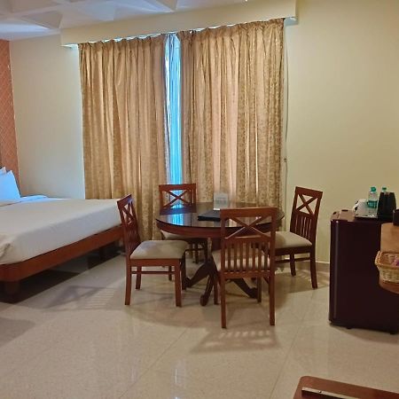 Hotel Royal Grande ฮอร์นีเบ็ชวา ภายนอก รูปภาพ