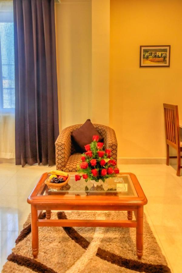 Hotel Royal Grande ฮอร์นีเบ็ชวา ภายนอก รูปภาพ