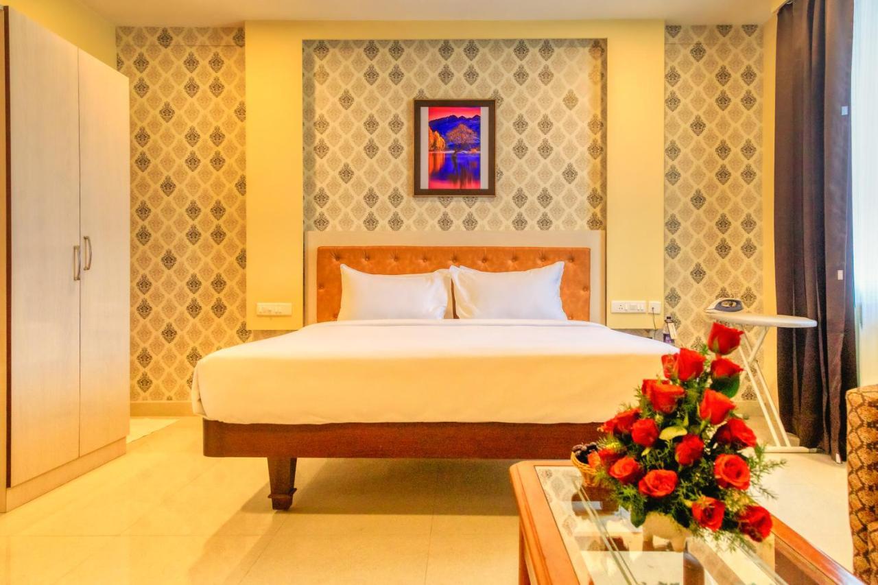 Hotel Royal Grande ฮอร์นีเบ็ชวา ภายนอก รูปภาพ