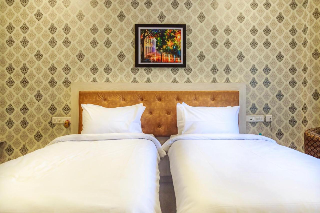 Hotel Royal Grande ฮอร์นีเบ็ชวา ภายนอก รูปภาพ