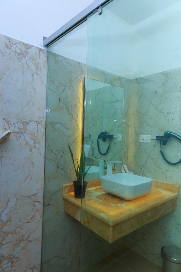 Hotel Royal Grande ฮอร์นีเบ็ชวา ภายนอก รูปภาพ