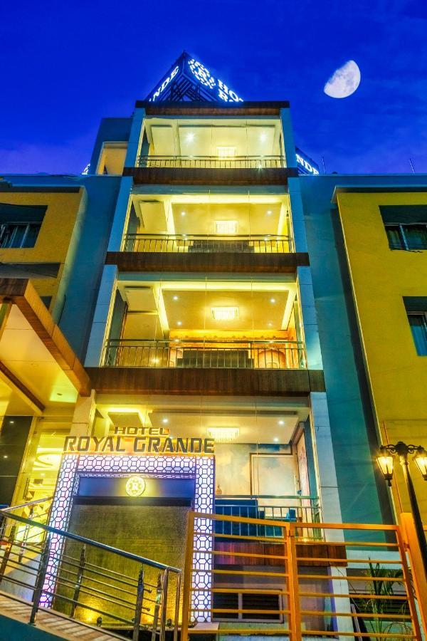 Hotel Royal Grande ฮอร์นีเบ็ชวา ภายนอก รูปภาพ