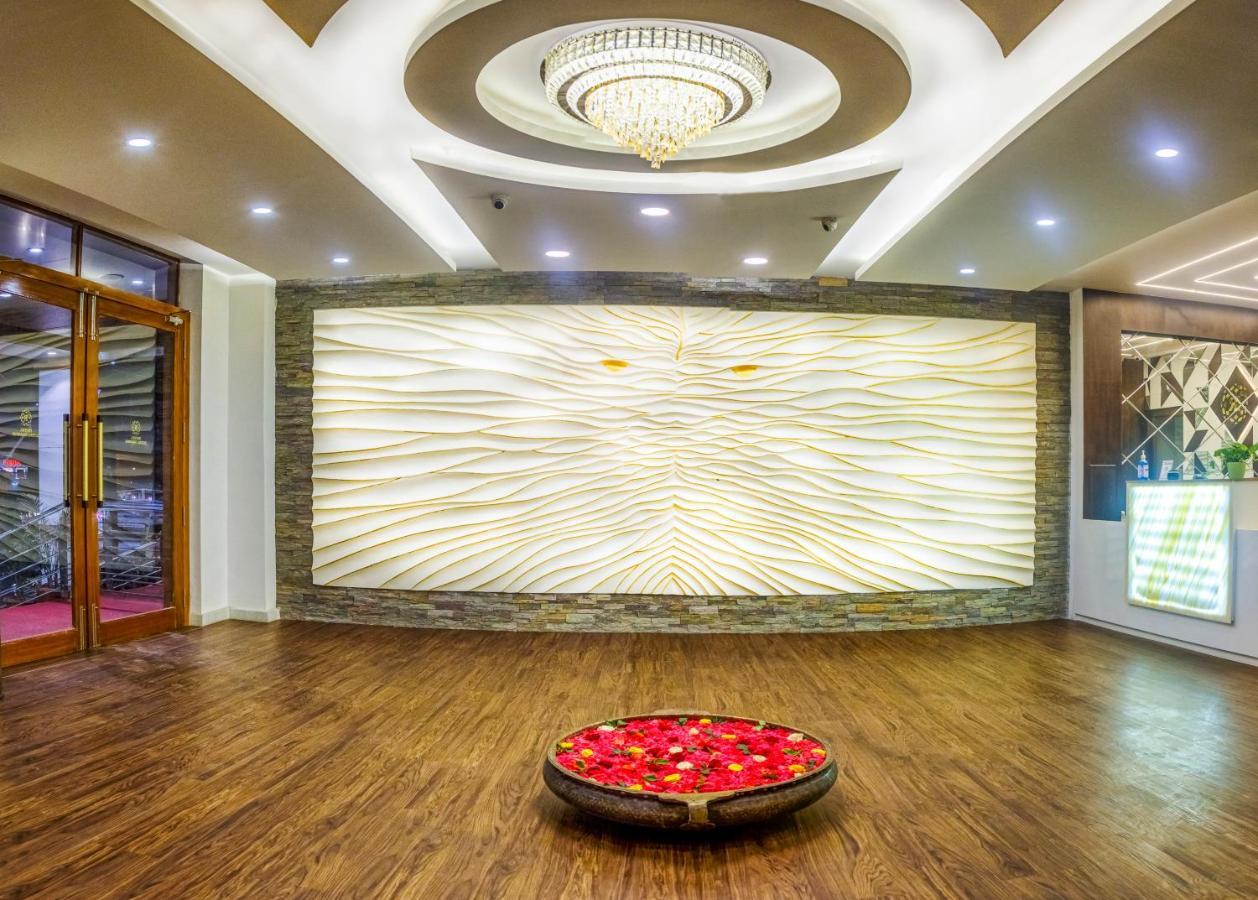 Hotel Royal Grande ฮอร์นีเบ็ชวา ภายนอก รูปภาพ