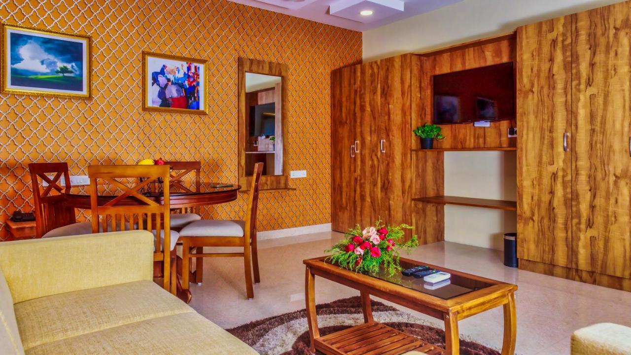 Hotel Royal Grande ฮอร์นีเบ็ชวา ภายนอก รูปภาพ