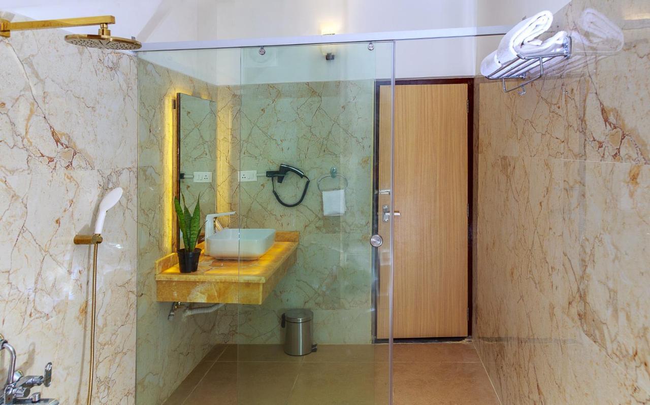 Hotel Royal Grande ฮอร์นีเบ็ชวา ภายนอก รูปภาพ