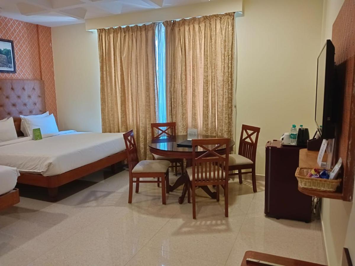 Hotel Royal Grande ฮอร์นีเบ็ชวา ภายนอก รูปภาพ